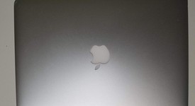 Good
													MacBook Air 2015 - 13" - Silver, 128 GB, 4 GB, photo 2 of 9