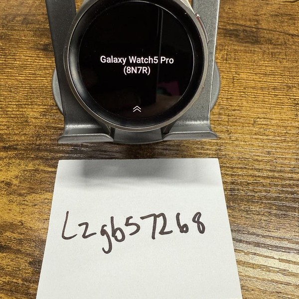 Samsung Galaxy Watch5 Pro - Unlocked, Gray, 45mm