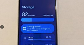 Good
													Google Pixel 9 Pro - Unlocked, Porcelain, 256 GB, 16 GB, GR83Y, photo 2 of 12
