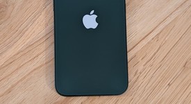 Good
													Apple iPhone 13 - Unlocked, Green, 128 GB, A2482, photo 2 of 4