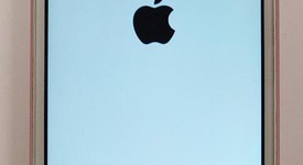 Fair
													Apple iPhone SE 1st Gen 2016 - Unlocked, Rose Gold, 64 GB, A1662, photo 1 of 7