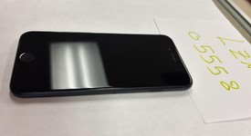 Mint
													Apple iPhone SE 3rd Gen 2022 - Unlocked, Midnight, 64 GB, A2595, photo 5 of 7