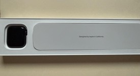 Good
													Apple Watch SE 1st Gen 40mm - Gray, A2351 - GPS, Aluminum, photo 1 of 21