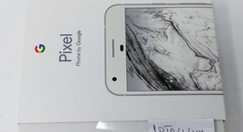 New
													Google Pixel XL - Unlocked, Silver, 128 GB, 4 GB, Google Edition, photo 2 of 3