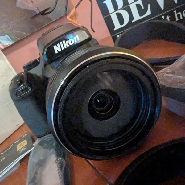 Nikon Coolpix P1000