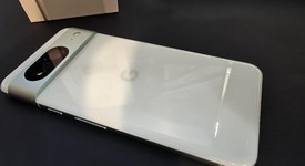 Good
													Google Pixel 8 - Unlocked, Mint, 128 GB, 8 GB, G9BQD, Sub-6 5G, photo 3 of 7