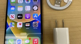 Good
													Apple iPhone Xs Max - Unlocked, Gold, 64 GB, A1921, photo 1 of 7