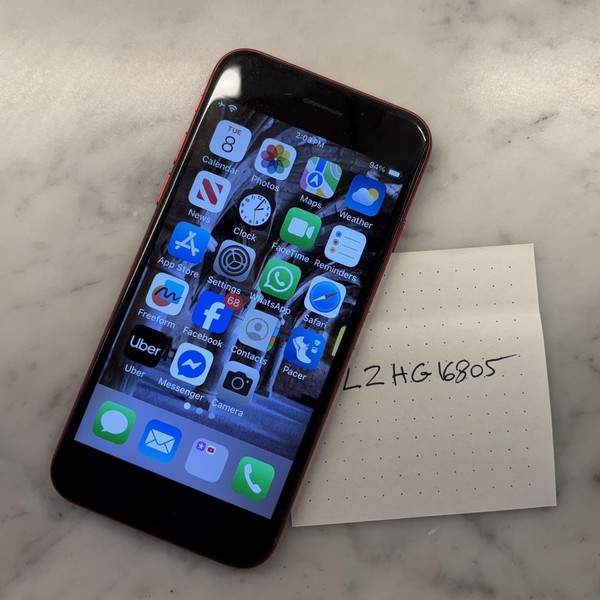 Apple iPhone SE 2nd Gen 2020 - Unlocked, 64 GB, Red, A2275