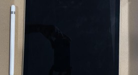 Good
													Apple iPad Pro 12.9" 2nd Gen 2017 - Wi-Fi, Gray, 256 GB, photo 1 of 10