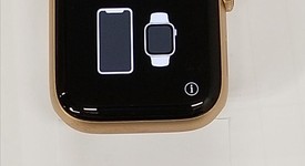 Good
													Apple Watch Series 4 40mm - T-Mobile, Gold, A1975 - Cellular, Aluminum, photo 1 of 4