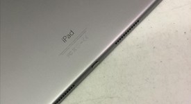 Good
													Apple iPad Pro 9.7" - Wi-Fi, Gray, 256 GB, A1673, photo 5 of 7