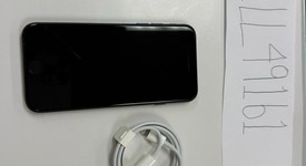 Mint
													Apple iPhone SE 3rd Gen 2022 - Unlocked, Midnight, 64 GB, A2595, photo 4 of 7