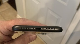 Good
													Apple iPhone 11 - Unlocked, Black, 64 GB, A2111, photo 4 of 6