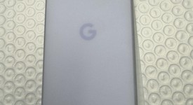 Mint
													Google Pixel 10 - Unlocked, Frost, 256 GB, GLBW0, photo 1 of 5