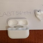 Used Apple AirPods Pro 2 - USB-C
