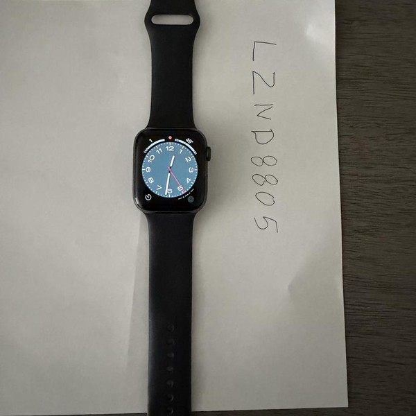 Apple Watch Series 5 44mm - Gray, A2093 - GPS, Aluminum