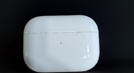 Used
													Apple AirPods Pro 1st Gen - Wireless Case, photo 1 of 4