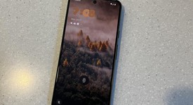 Mint
													Google Pixel 8 - Unlocked, Obsidian, 128 GB, 8 GB, G9BQD, Sub-6 5G, photo 3 of 8