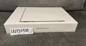 New
													MacBook Air 2022 - 13" - Apple M2, Gray, 256 GB, 8 GB, photo 3 of 4