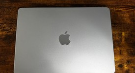 Mint
													MacBook Air 2025 (M4) - 13" - Apple M4, Sky Blue, 512 GB, 16 GB, photo 2 of 9