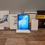 Good Apple iPad 11th Gen - Wi-Fi, 256 GB, Silver, A3354