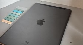 Good
													Apple iPad 9th Gen - Unlocked, Gray, 64 GB, A2603, photo 4 of 5