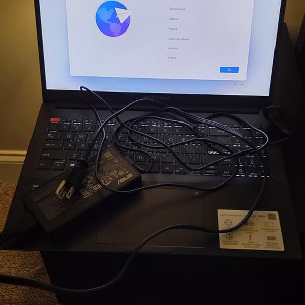 Asus Vivobook Laptop