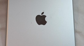 Good
													Apple iPad 5th Gen - Wi-Fi, Silver, 32 GB, A1822, photo 4 of 4