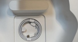 Used
													Apple AirPods Max USB-C - Starlight, photo 2 of 5