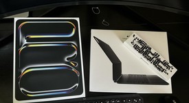 Mint
													Apple iPad Pro 11" (M4) 2024 - Unlocked, Black, 256 GB, 8 GB, A2837, Standard Glass, photo 1 of 13