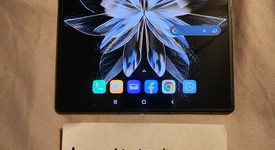 Mint
													Xiaomi Mi Mix Fold 2 - Unlocked Non-US, Black, 256 GB, 12 GB, photo 5 of 17