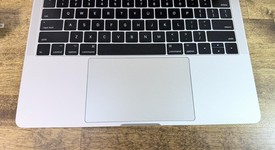 Fair
													MacBook Pro 2017 (No Touch Bar) - 13" - I5, Silver, 256 GB, 8 GB, photo 2 of 7