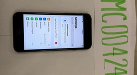 Mint
													Apple iPhone SE 3rd Gen 2022 - Unlocked, Midnight, 64 GB, A2595, photo 1 of 8