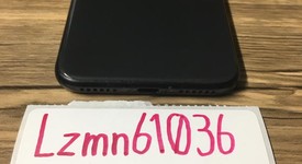 Fair
													Apple iPhone SE 2nd Gen 2020 - Unlocked, Black, 64 GB, A2275, photo 4 of 7