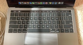 Mint
													MacBook Pro 2018 (With Touch Bar) - 13" - I5, Gray, 512 GB, 8 GB, photo 4 of 9