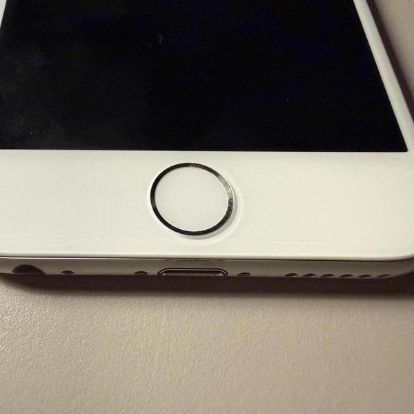 Apple iPhone 6 - Unlocked, 16 GB, Silver, A1549