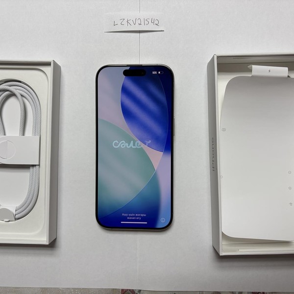 Apple iPhone 16 Pro - Unlocked, 256 GB, Natural, A3083