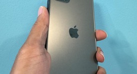 Good
													Apple iPhone 11 Pro Max - Unlocked, Gray, 256 GB, A2161, photo 2 of 7