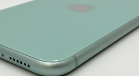 Fair
													Apple iPhone 11 - Unlocked, Green, 128 GB, A2111, photo 5 of 6