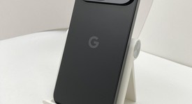 Mint
													Google Pixel 9 - Unlocked, Obsidian, 128 GB, 12 GB, G2YBB, photo 3 of 5