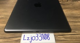 Good
													Apple iPad 7th Gen - Unlocked, Gray, 32 GB, A2200, photo 4 of 7