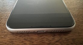 Fair
													Apple iPhone Xr - Unlocked, White, 128 GB, A1984, photo 5 of 20