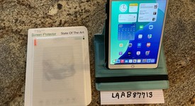 Mint
													Apple iPad Air 3rd Gen - Wi-Fi, Gold, 64 GB, photo 3 of 9