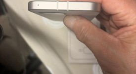 Mint
													Google Pixel 9a - T-Mobile, Porcelain, 128 GB, 8 GB, photo 3 of 13