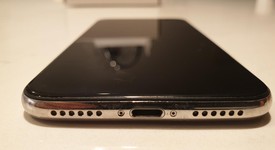 Good
													Apple iPhone X - T-Mobile, Silver, 256 GB, A1865, photo 4 of 6