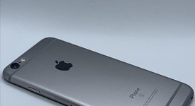 Good
													Apple iPhone 6S - Unlocked, Grey, 64 GB, A1633, photo 4 of 7