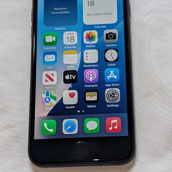 Apple iPhone SE 3rd Gen 2022 - Unlocked, 64 GB, Midnight, A2595