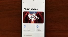 Mint
													Moto G 5G (2024) - Unlocked, Green, 128 GB, 4 GB, photo 3 of 8