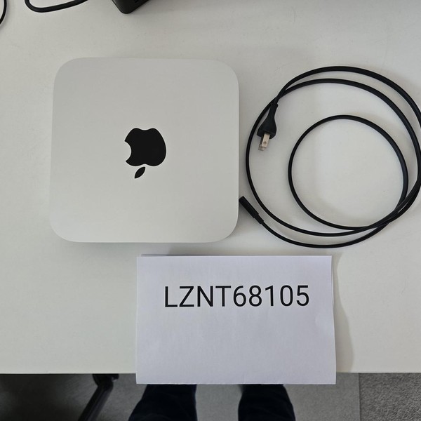 Mac mini 2020 - Apple M1, Silver, 256 GB, 8 GB