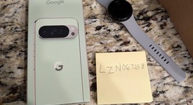 New
													Google Pixel 10 Pro XL - Unlocked, Jade, 256 GB, GUL82, photo 2 of 4